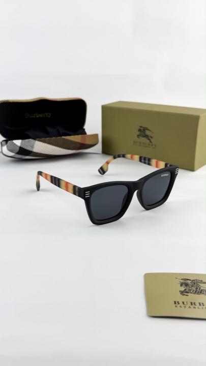 Burberry Sunglass