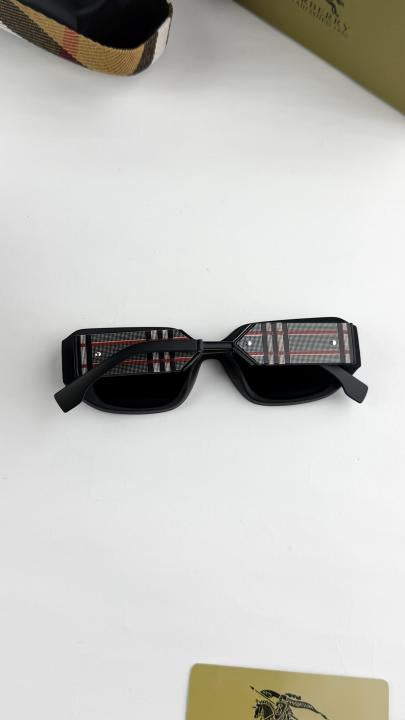 Burberry Sunglass