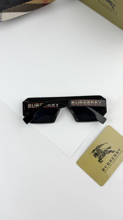 Burberry Sunglass
